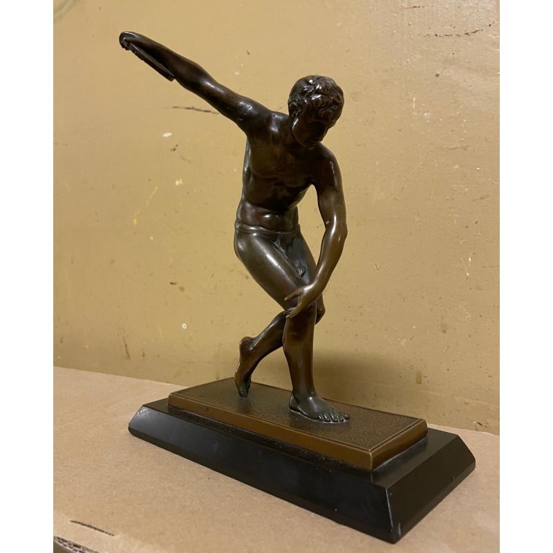 Неизвестный скульптор Дискобол