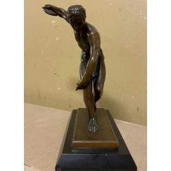 Неизвестный скульптор Дискобол